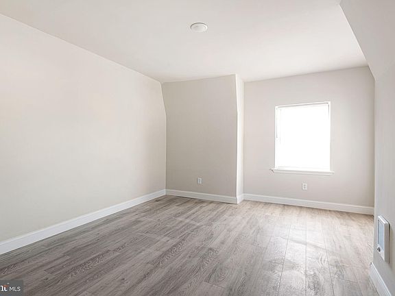 5th image of 702 E Chelten Ave APT 3
