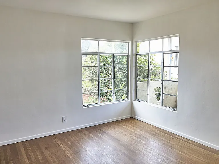 Orange Avenue Apartments — Photo 4