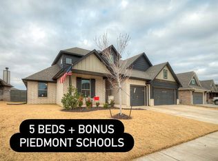 9125 NW 118th St, Yukon, OK 73099