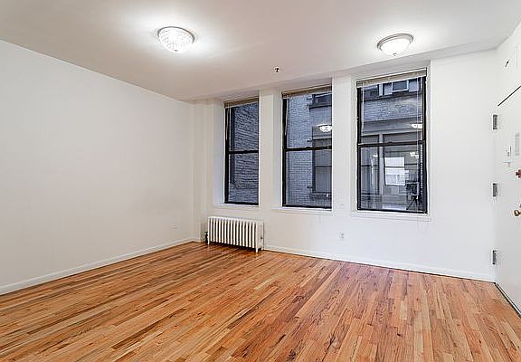 4th image of 114 E 28th St #3AB