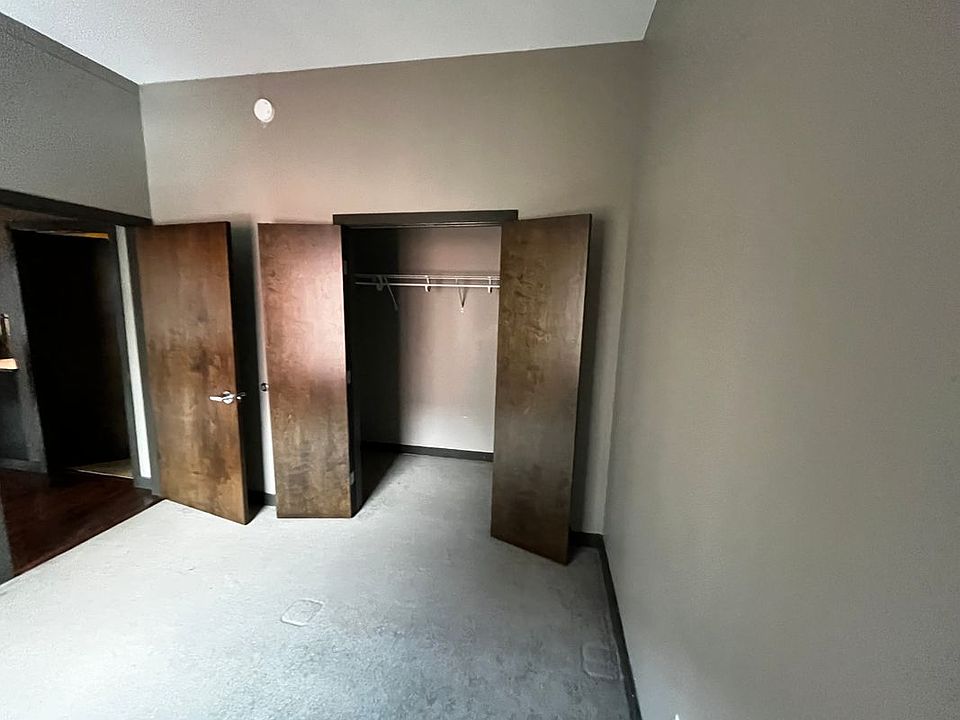 1st image of 110 Walton St #402