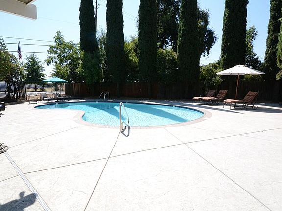 5th image of 19 Garden Hwy APT 15