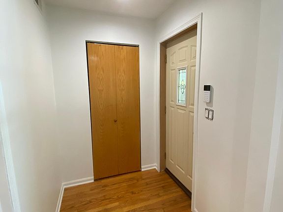 2nd image of 2317 W Medill Ave #G