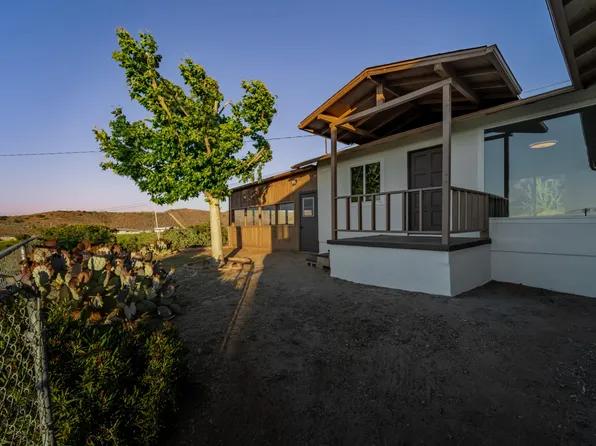 1100 Rae St, Palmdale, CA 93550