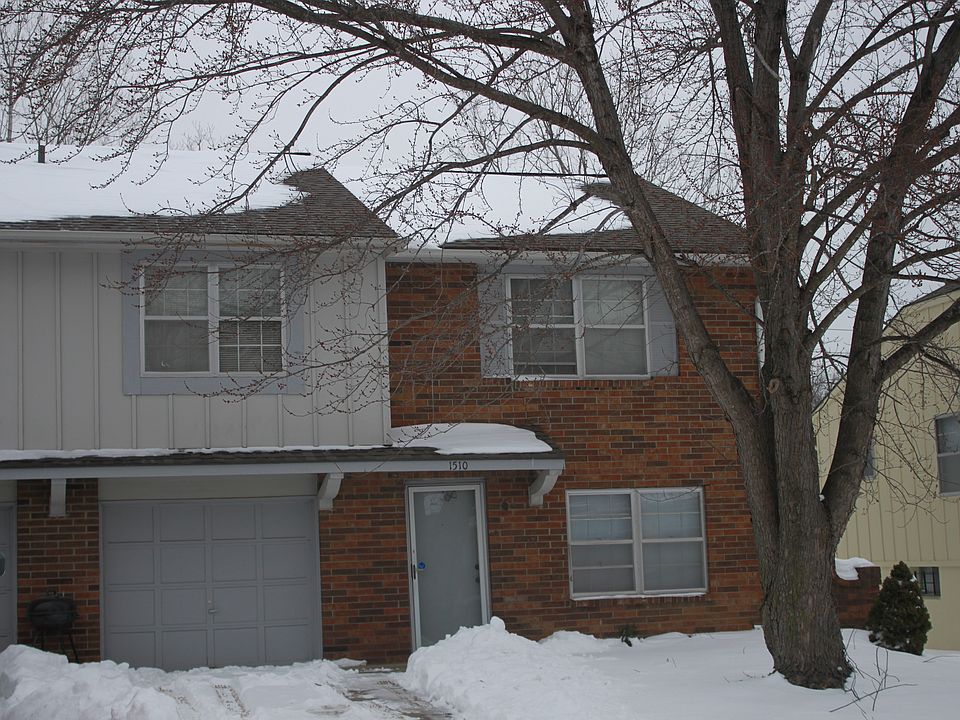 1st image of 1410 NW Cardiff Dr