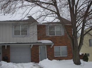1410 NW Cardiff Dr, Blue Springs, MO 64015
