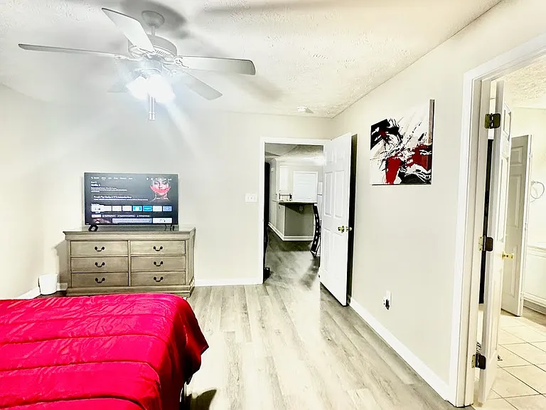 1710 Renwick Dr #204 — Photo 36