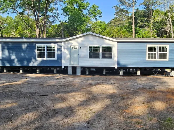 113 Martin Dr, Eutawville, SC 29048