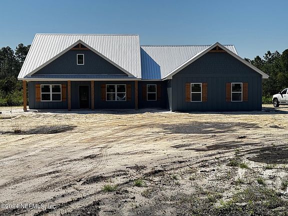 2nd image of 661 E HORSESHOE Court
