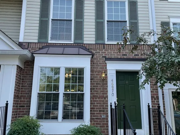 46970 Courtyard Sq, Sterling, VA 20164