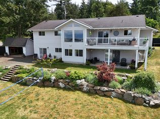 8050 Northwind Dr, Lantzville, BC V0R 2H0