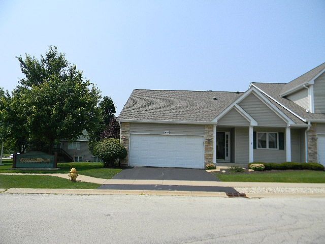 1st image of 4126 Riverwood Dr