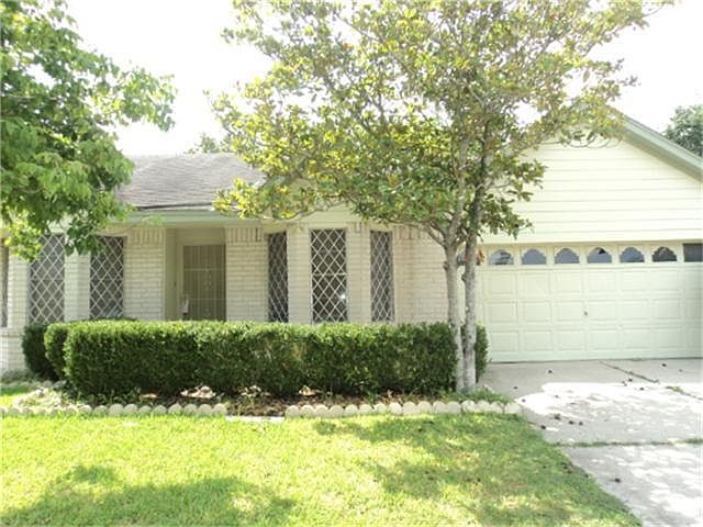 1st image of 11611 Welshpool Glen Dr