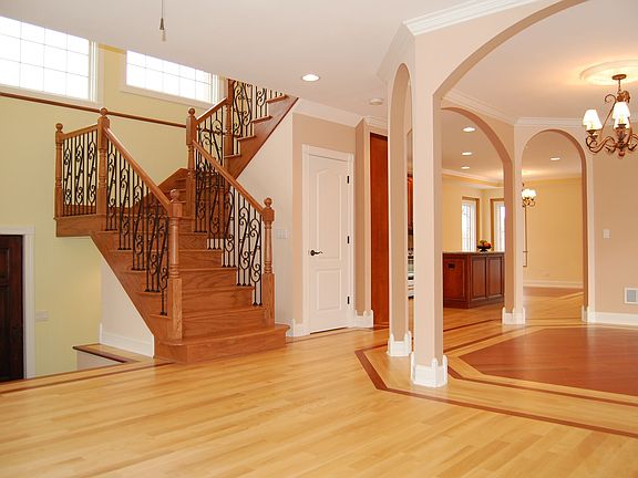 2nd image of 8319 N Oleander Ave