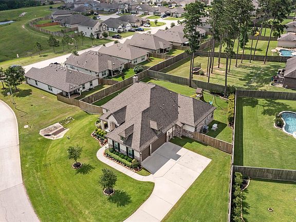 2nd image of 40803 Mostyn Dr