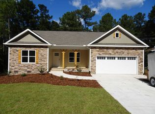 6 Clarendon Ln, Pinehurst, NC 28374