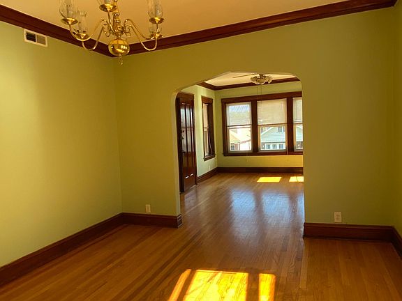 2nd image of 4860 W Newport Ave #2