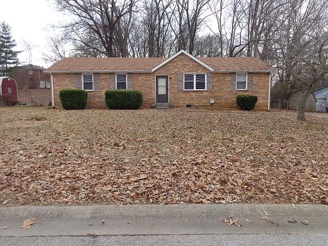 1st image of 150 Lexington Dr