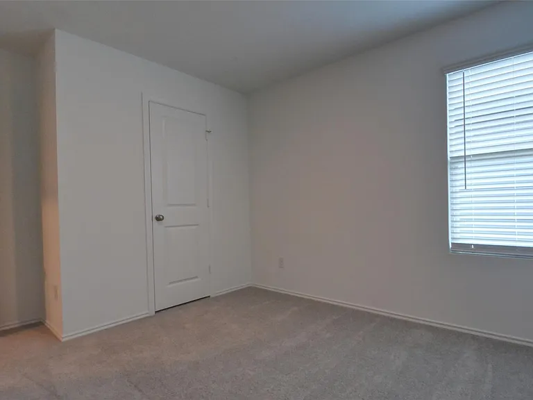 336 Dragonfly Park — Photo 12