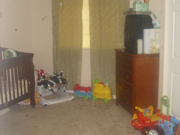 2nd Bedroom