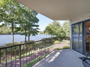 61 Midlake Dr #202, Lake Harmony, PA 18624
