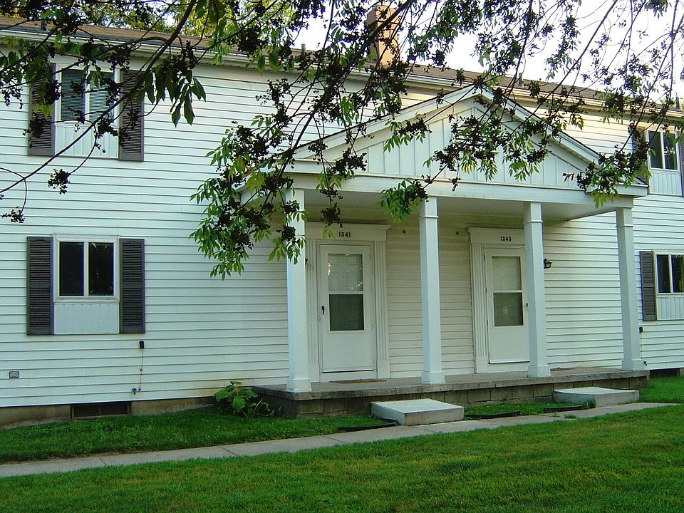 1343 W. Lake Lansing, East Lansing