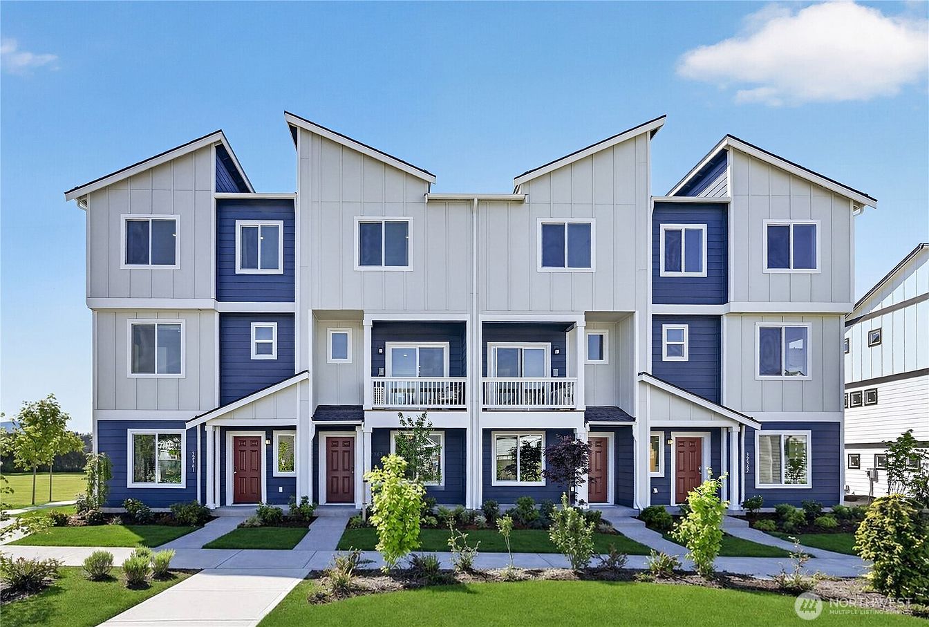 1st image of 34076 Emerald Ridge Avenue SE