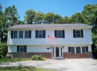 50 Indian Field Rd, Greenwich, CT 06830