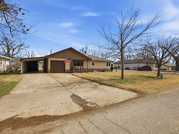 5th image of 306 S 2nd St