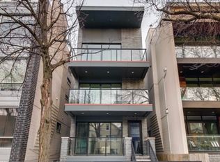 877 N Marshfield Ave #2, Chicago, IL 60622