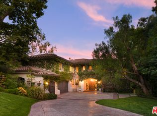 11770 Stonehenge Ln, Los Angeles, CA 90077