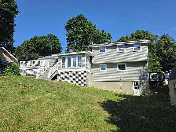 5th image of 9 Champlain Dr
