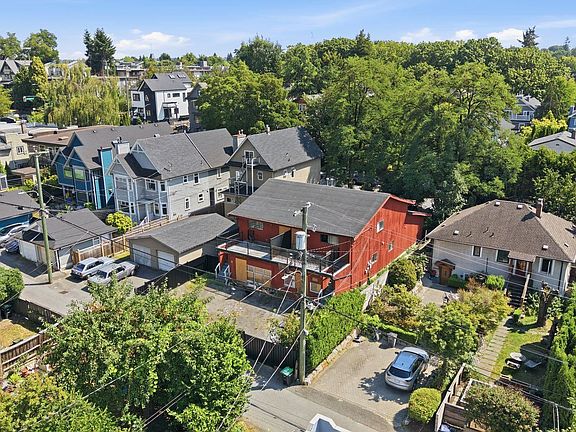 3rd image of 53 W 12th Ave
