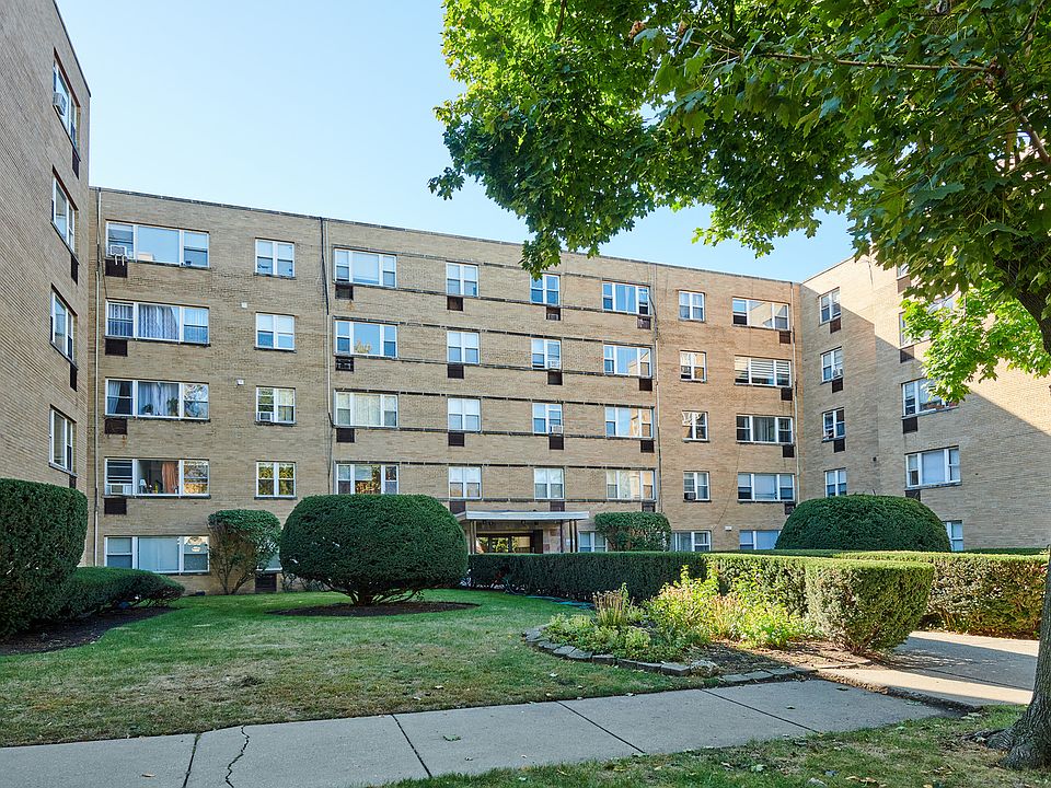 1st image of 2115 W Farwell Ave APT 405