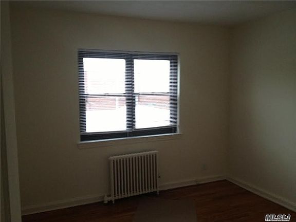 2nd image of 8952 Doran Ave
