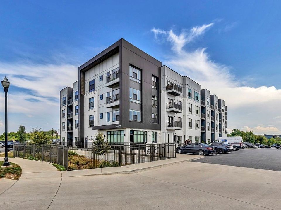 1st image of 1677 54th Ave N APT 340