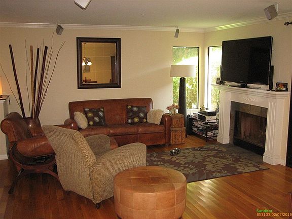 4th image of 1680 N Coast Hwy Unit 32