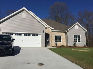 2946 Cameron Village Ct, Winston Salem, NC 27103