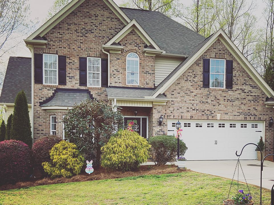 1st image of 230 Winsome Laurel Ln
