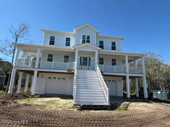 535 Avocet Drive, Beaufort, NC 28516