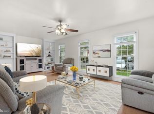 12091 Winona Dr, Woodbridge, VA 22192