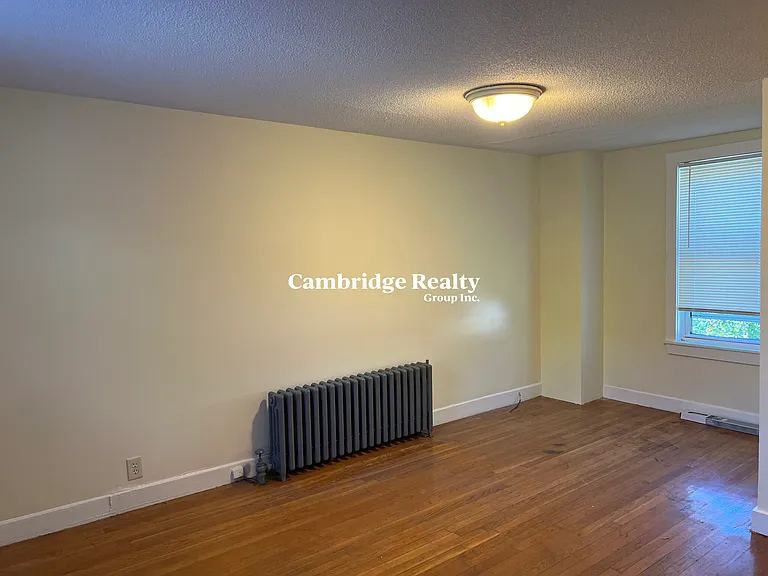 4 Park St #1 — Photo 5
