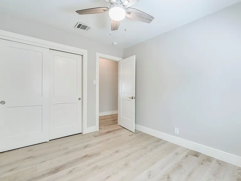 16704 Tomcat Dr — Photo 30