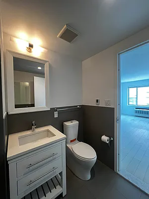 Rented by R New York | media 22