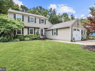 533 Covered Bridge Rd, Cherry Hill, NJ 08034