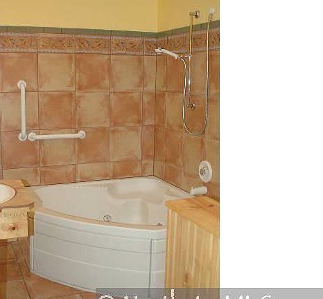 3rd image of 2824 Stinson Boulevard NE