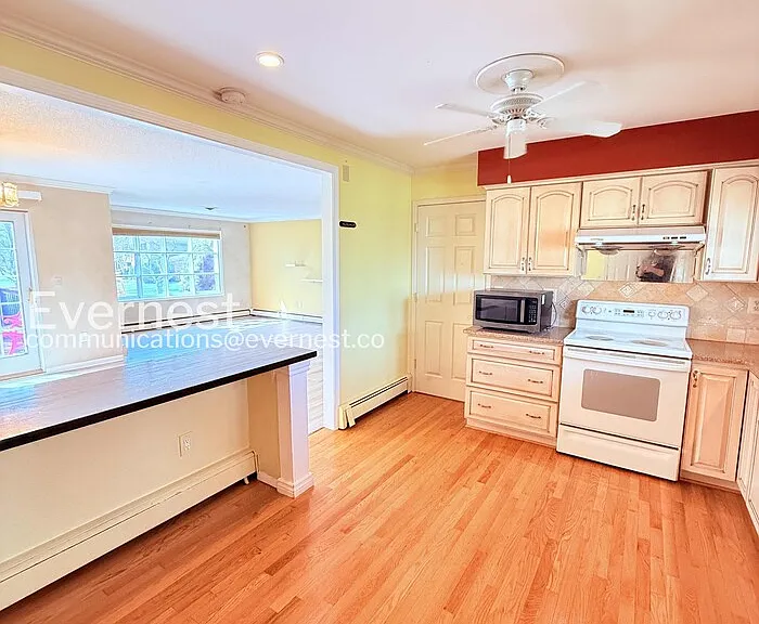 42021 Banbury Ct — Photo 6