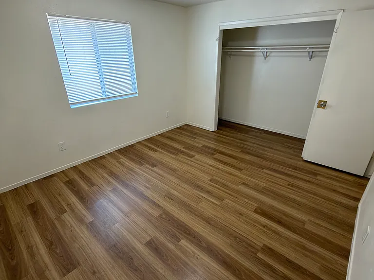 36 S Rogers Ln #201 — Photo 16
