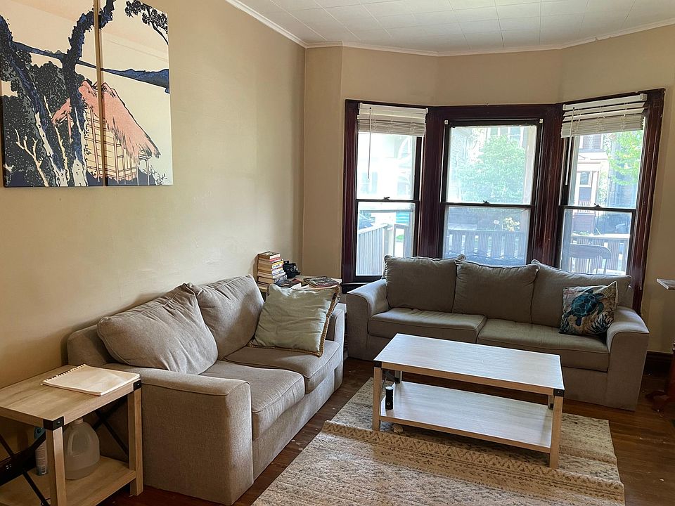 1st image of 53 Vernon Pl Floor 1