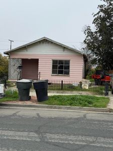 208 W 2nd Street, Hanford, CA, 93230